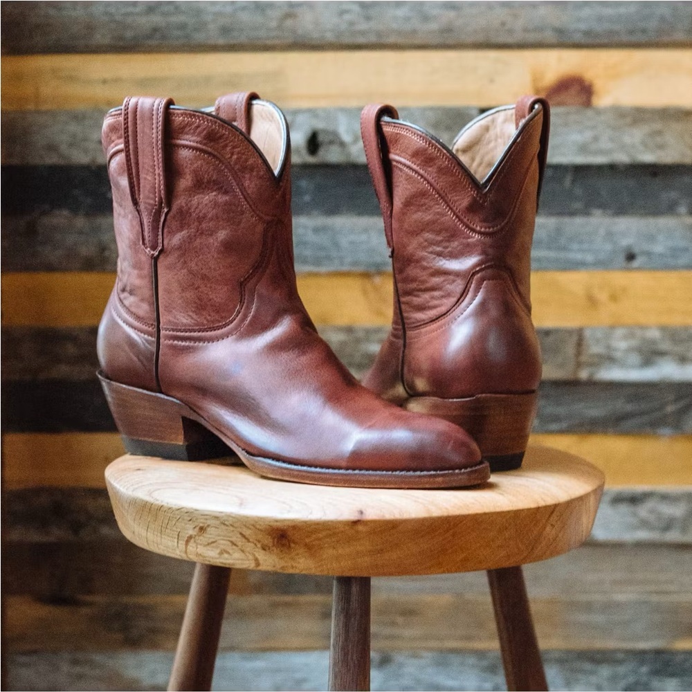 Tecovas Brown Ankle Cowboy Boots Distressed Leather Classic Style